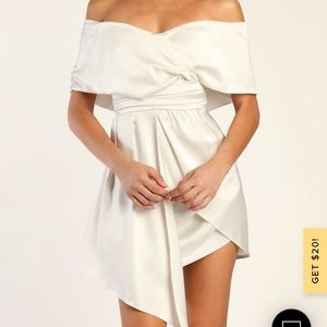 NWT Lulu’s ivory mini dress